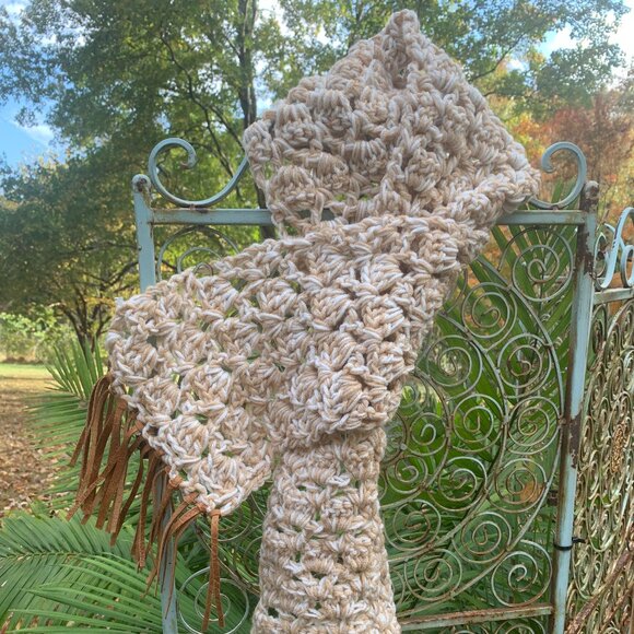Handmade Crochet Thick Oatmeal Cookie Pattern Cream/Tan Acrylic Blend Boho Scarf - Picture 1 of 6